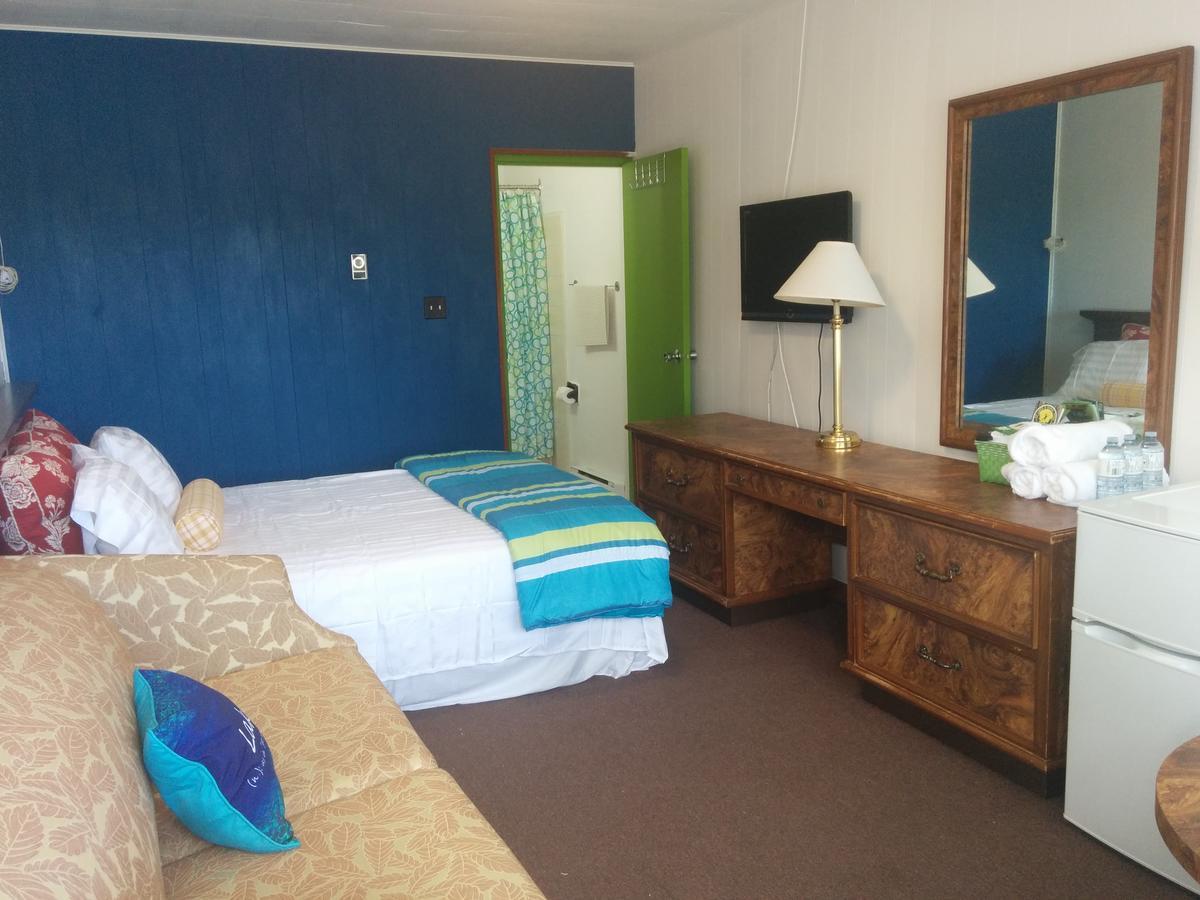 All Tucked Inn Waubaushene Ngoại thất bức ảnh